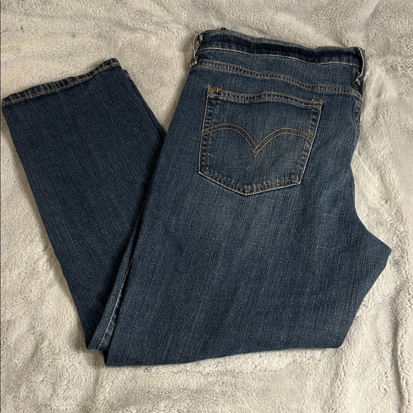 Levi's “Boyfriend” Straight Leg Blue Jeans - Picture 3 of 11